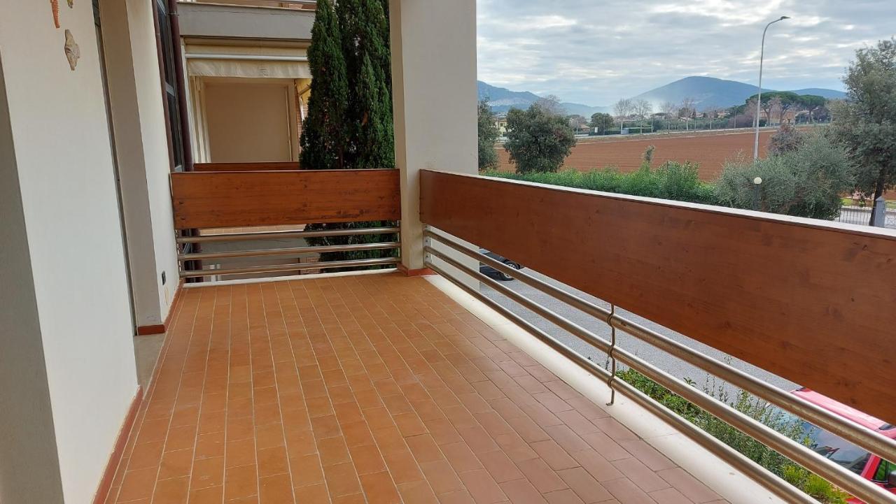 Appartamento Santa Costanza Con Piscina Сан-Вінченцо Екстер'єр фото